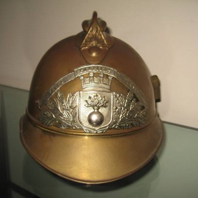 Casque militaire ancien